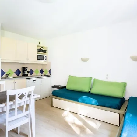 Apartment Saint-raphael Valescure - Maeva - Climatise 2 Pieces 6 Personnes - Selection Mae-1374