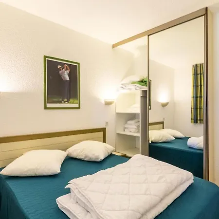 Apartment Saint-raphael Valescure - Maeva - Climatise 2 Pieces 6 Personnes - Selection Mae-1374 *
